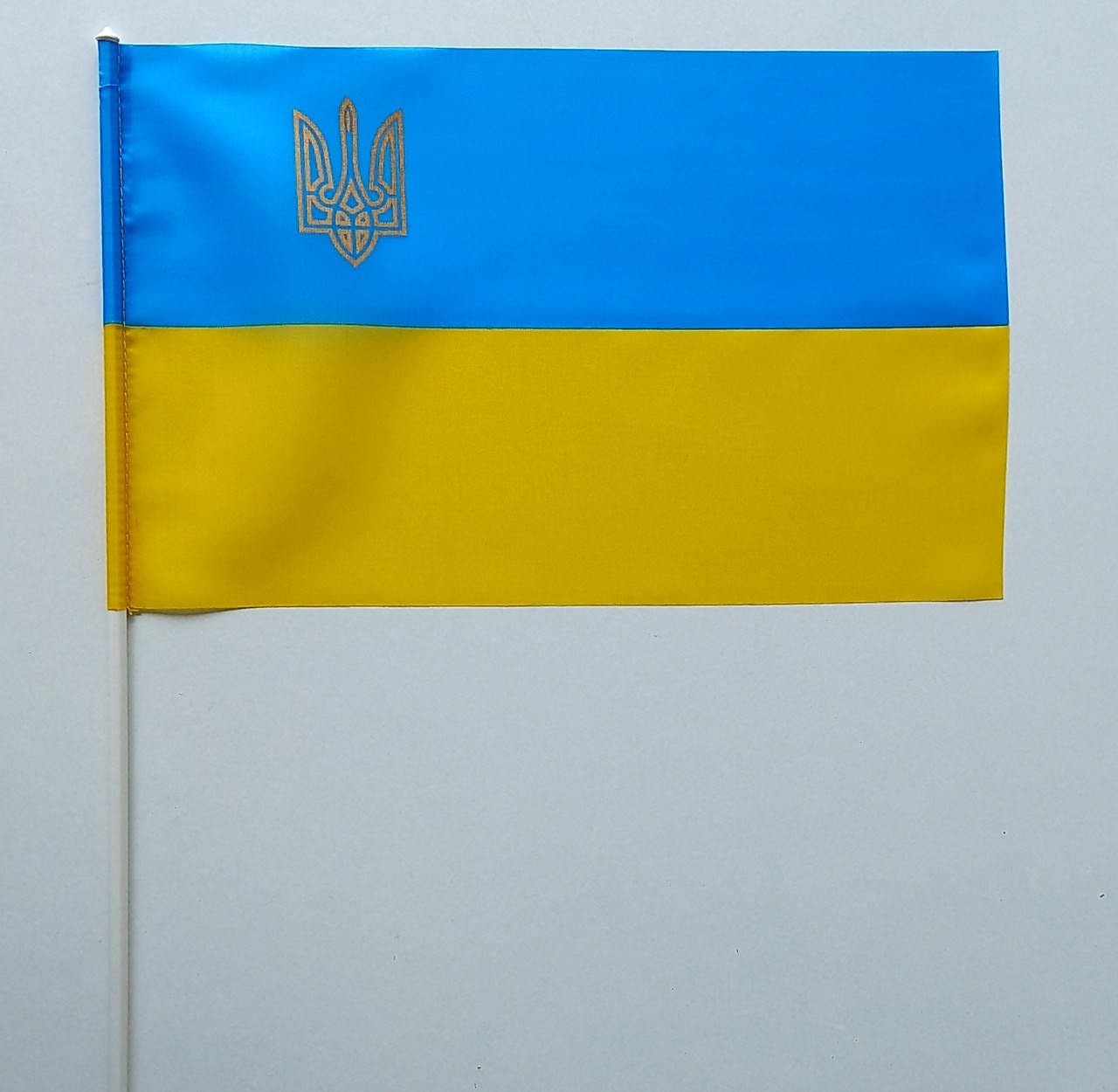 

Флажок (прапорець) Украины с гербом , полиэстер ,17×26 см.