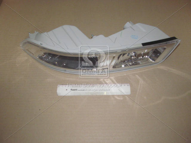 

Фара противотуманная левая NISSAN ALMERA 06- (TYC) 19-C708-01-2B