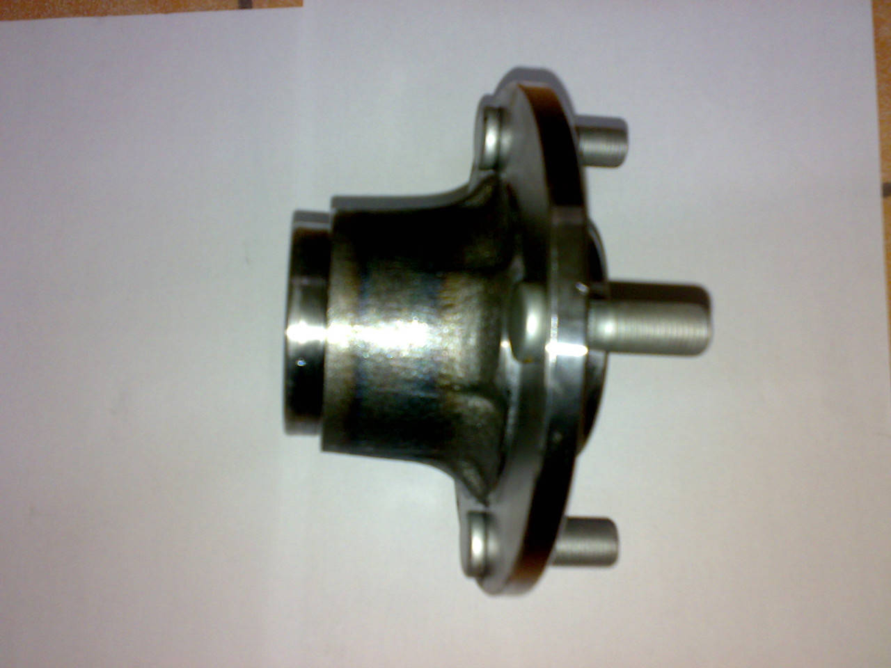 

Ступица задняя Chery QQ, S11(Чери QQ), S11-3301030BA (в сборе).