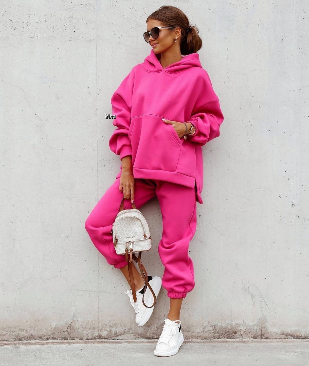 

Спортивный костюм женский трехнить на флисе размеры: S-M,M-L(черный!) "IRINA" недорого от прямого поставщика, Разные цвета