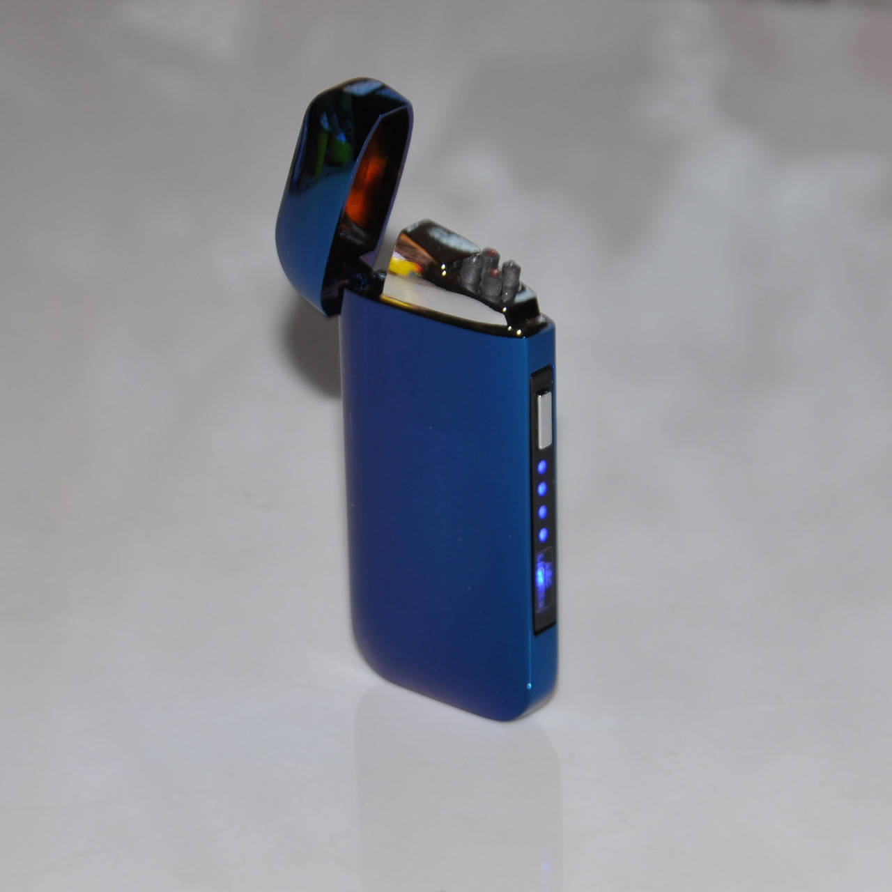 

Электроимпульсная USB зажигалка Black Owl с двойной электро дугой синяя, Синий