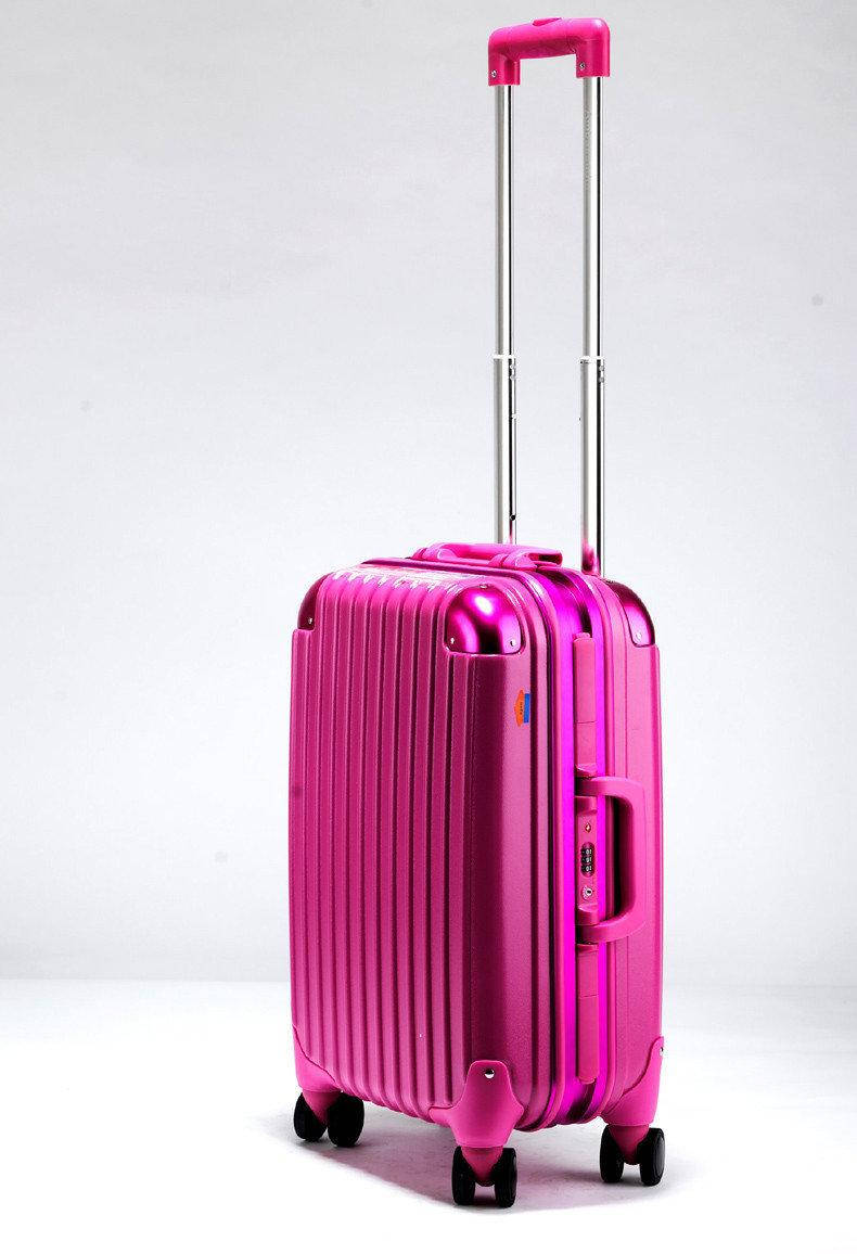 

чемодан Ambassador Hardcase A8524 Малиновый