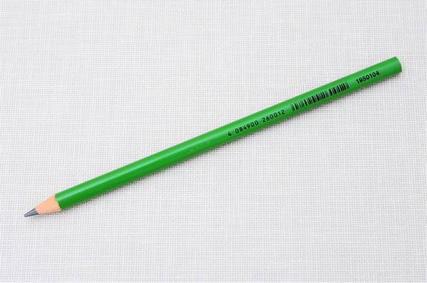 

Карандаш графитовый Lyra черный