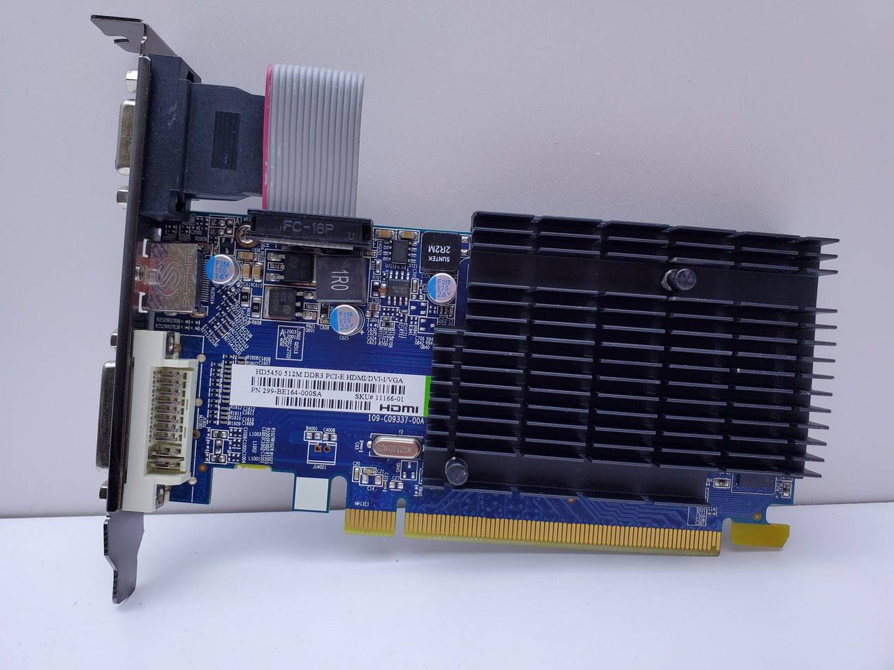 

Видеокарта ATI RADEON HD 5450 512mb PCI-E
