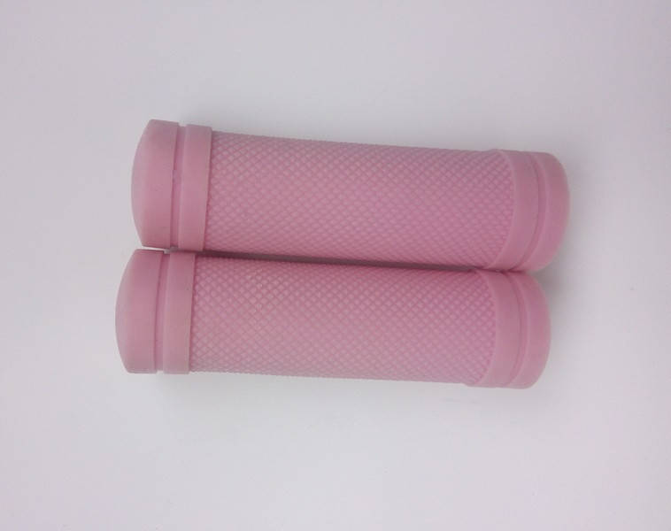 

Грипсы / ручки для детского самоката розовые 95 мм