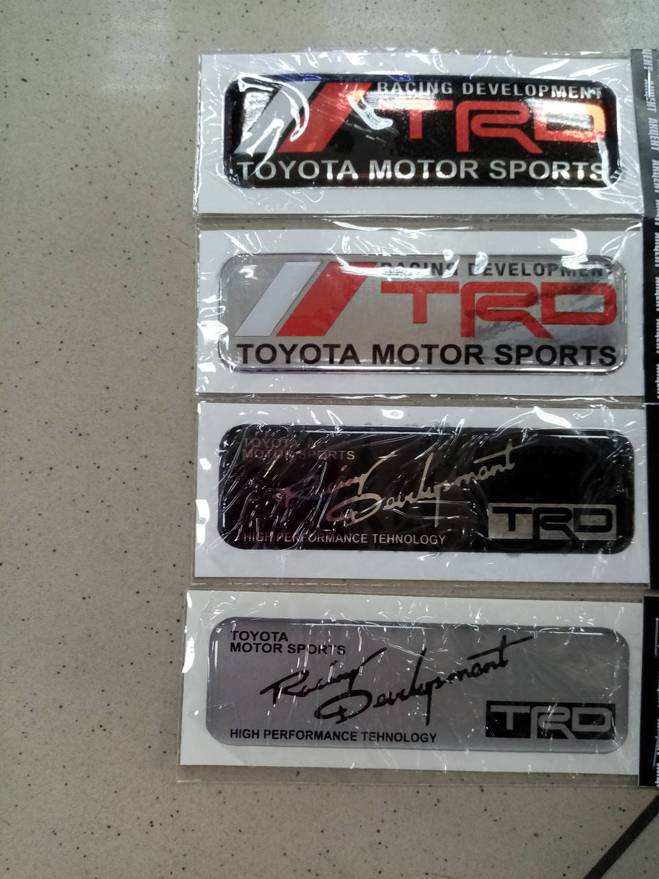 

Силиконовые 3D наклейки TRD 110х30 мм