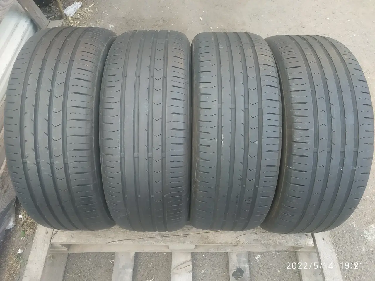 

Шини резина лето 205/55R16 continental contipremium contact 5