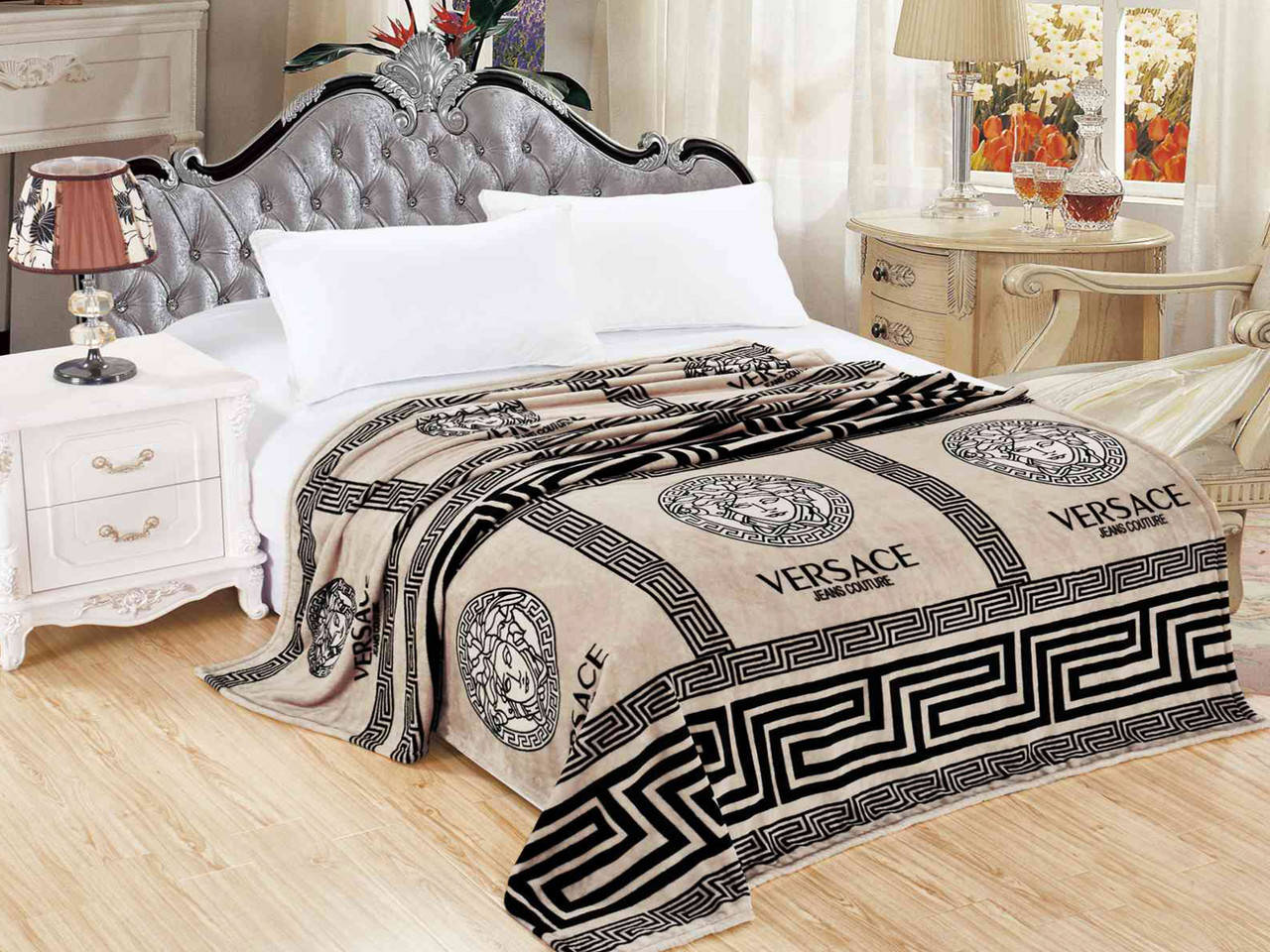 

Плед-покрывало из микрофибры "Версаче бежевый" (220х240)