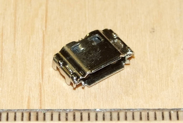 

S706 Micro USB Разъем гнездо питания Samsung 7pin I8262D I8910 S5570 S7562 I9000 I9001 I9003 I9100 I9220 T959