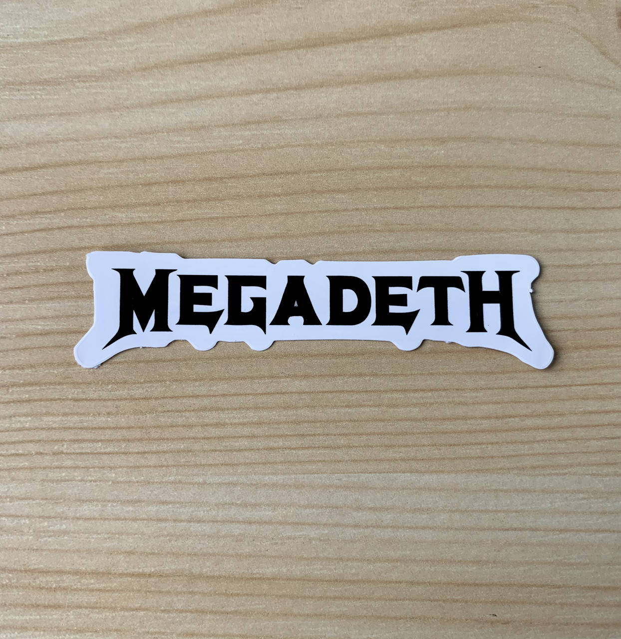 

Наклейка стикер