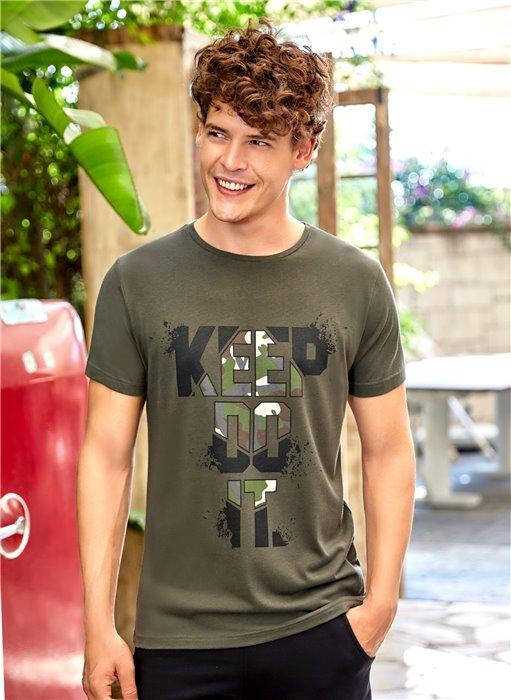 

Футболка мужская L 50 летняя цветная хаки с принтом 100% хлопок Berrak 4073