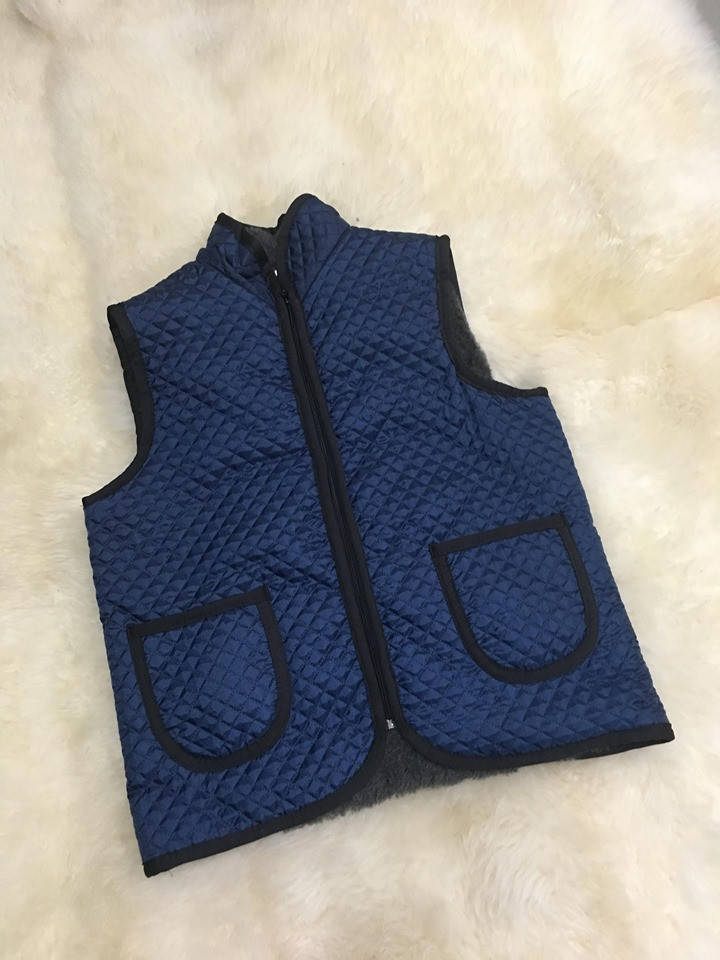 

Безрукавка из овечьей шерсти болоньевая с воротником, синяя 3XL, Разные цвета