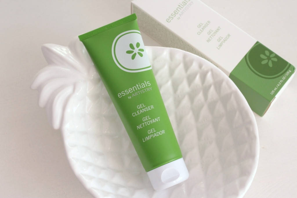 

Гель для умывания лица essentials by ARTISTRY amway амвей 125 мл