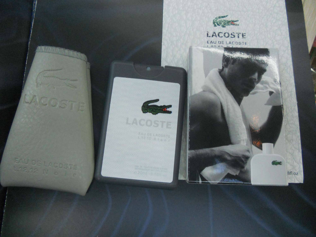 

Мужской пробник духов в кожаном чехле Eau de Lacoste L.12.12 Blanc 20ml