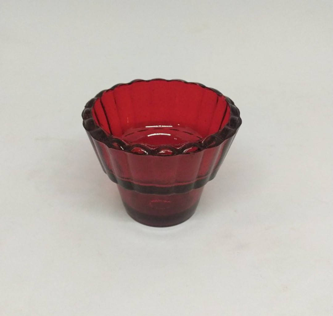 

Лампадное стекло малое красного цвета