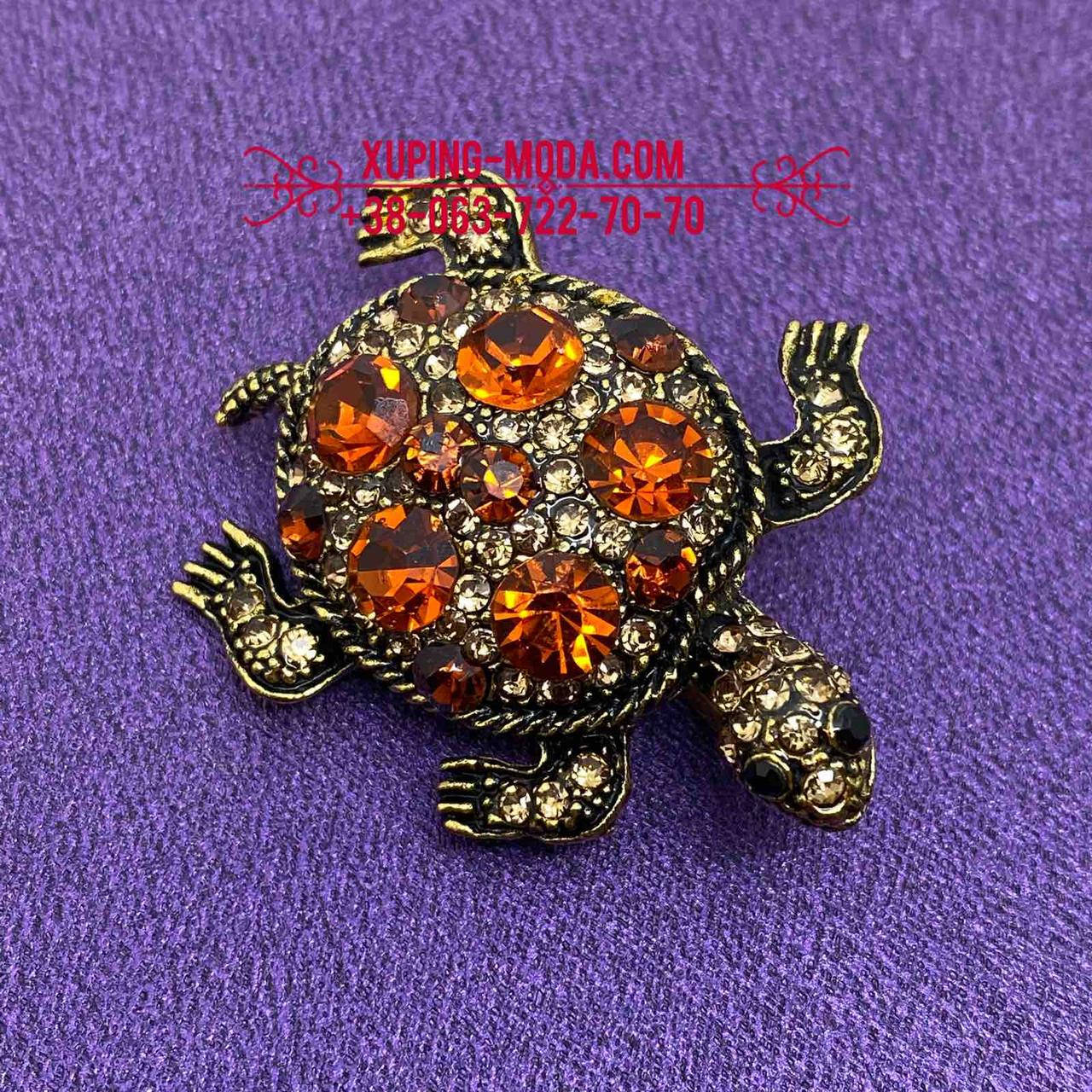 

Красивая брошь в виде черепашки