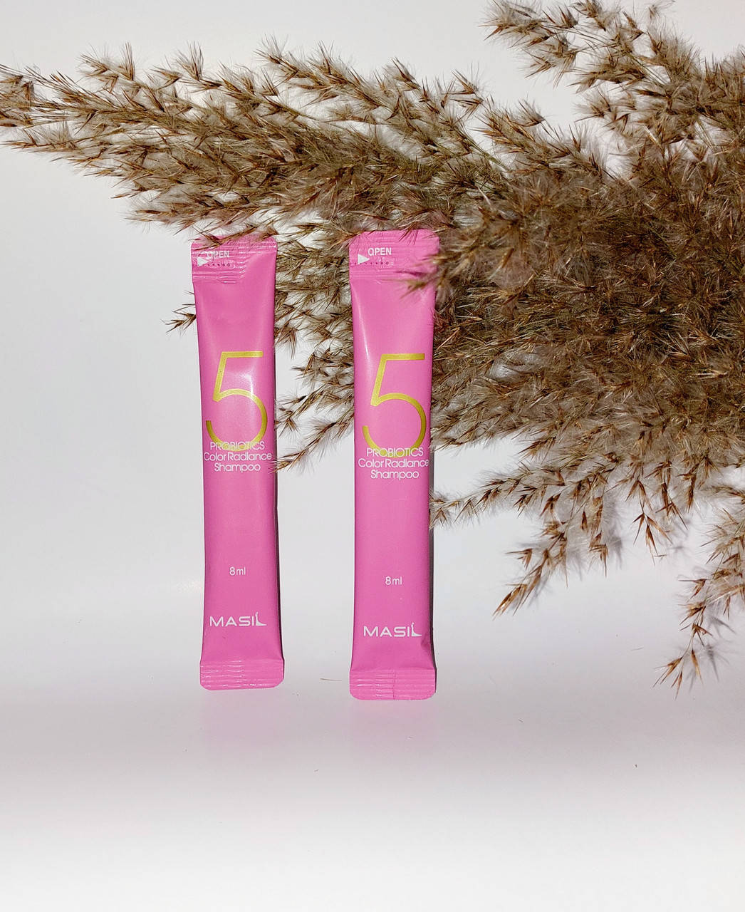 

Шампунь с пробиотиками для защиты цвета Masil 5 Probiotics Color Radiance Shampoo 8мл