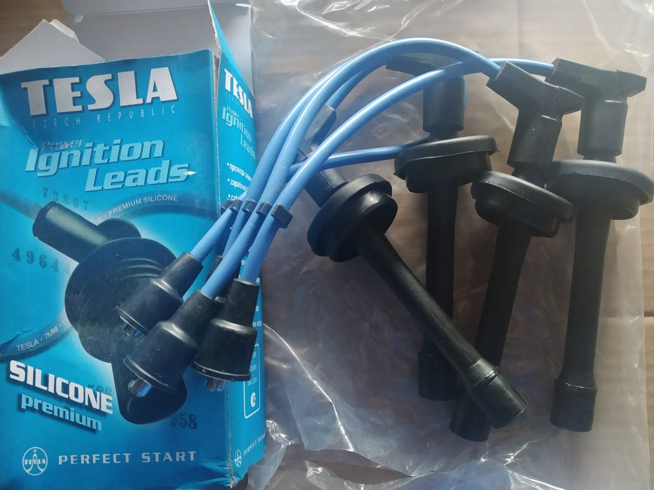 

Провода зажигания в/в Газель, ГАЗ (406двиг.) с наконечниками (пр-во Tesla)