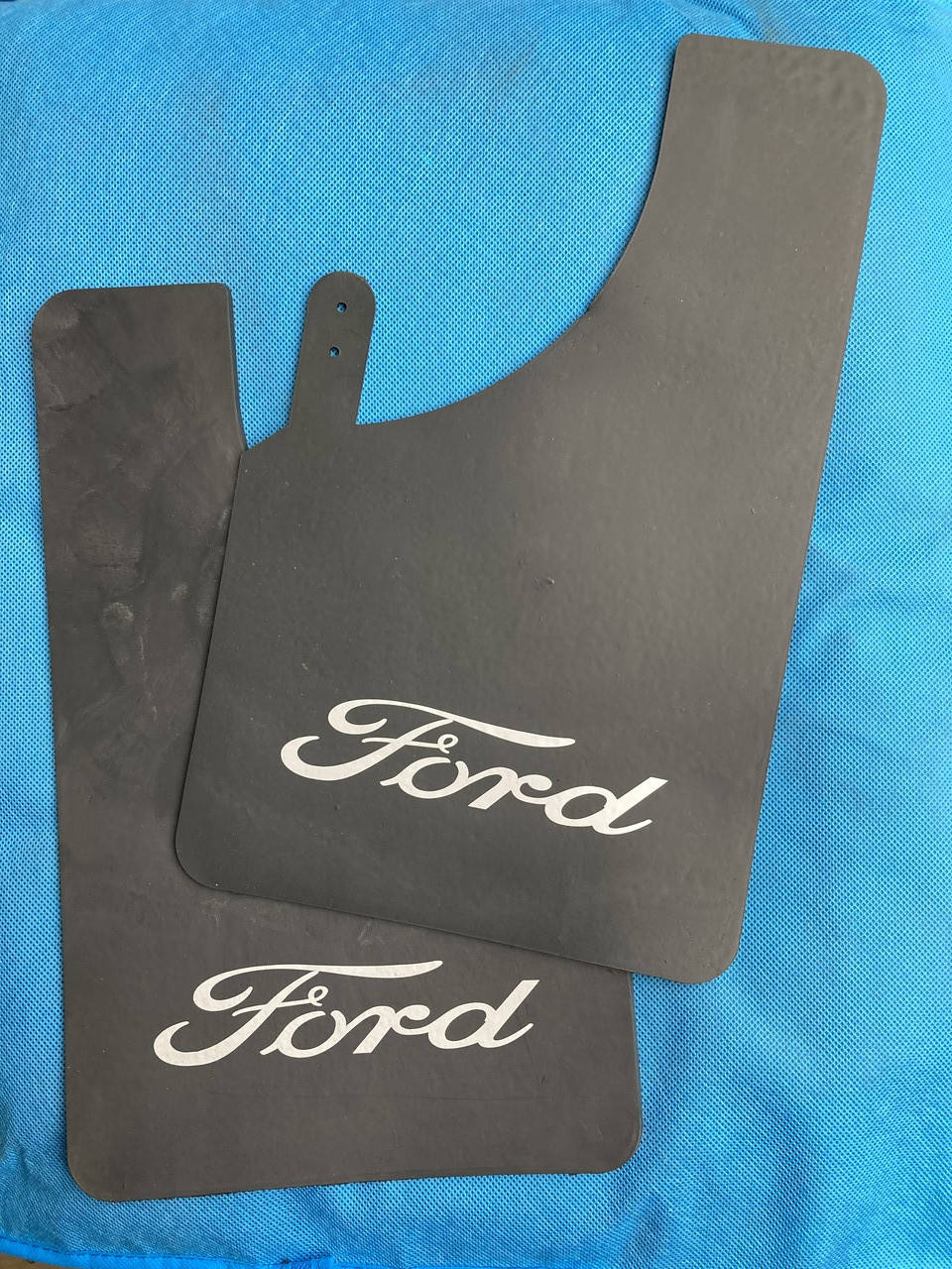 

Брызговики Ford Transit.