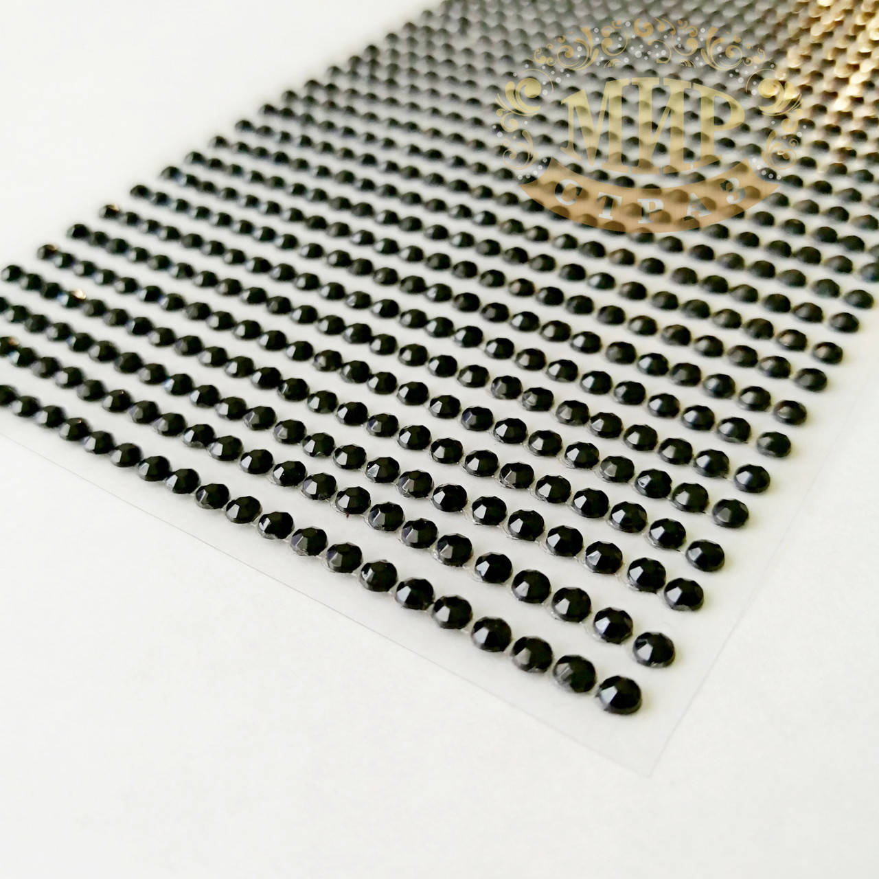 

Самоклеящиеся акриловые стразы 3 мм, цвет Black, 1040 шт, Черный