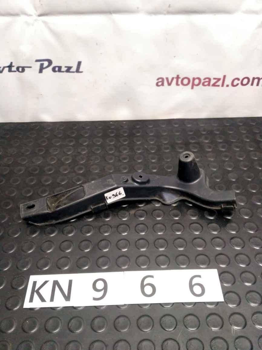 

KN0966 242967618R кронштейн проводки Renault (RVI) Logan 2 13- Sandero 2 13- Dokker 12- Duster 10-