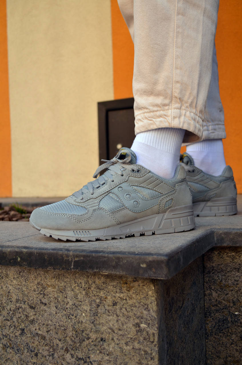 

Кроссовки мужские Saucony Shadow 5000 70404-33S, Серый