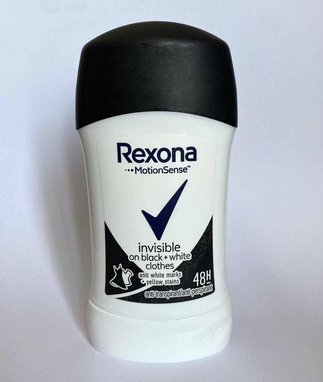

Rexona твердый антиперспирант невидимая на черном и белом