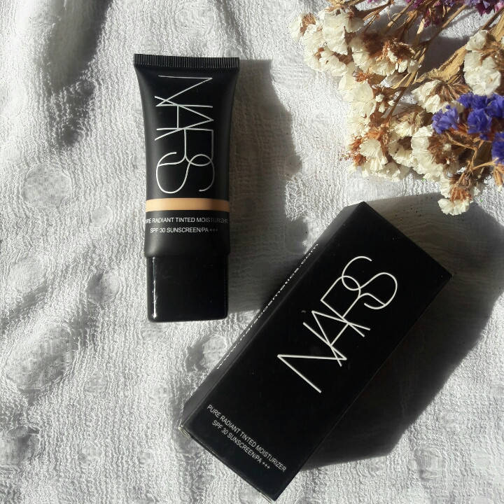 

Тональный крем NARS 3 тона