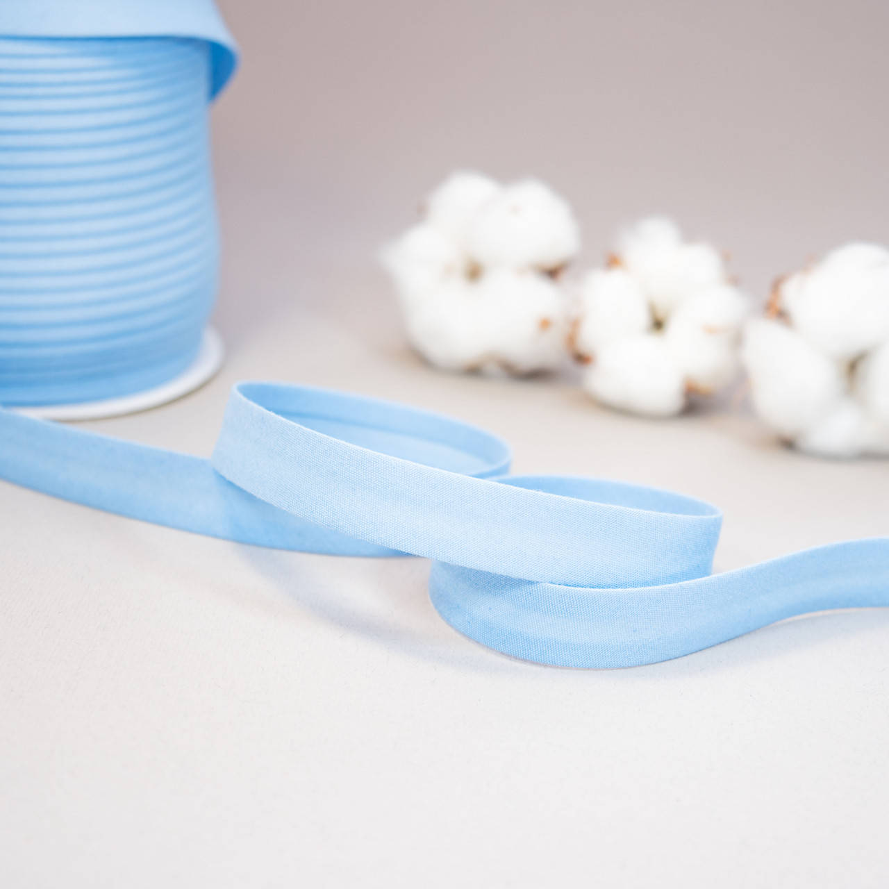 

Бейка косая окантовочная ХБ + полиэстер / цвет голубой / ширина 1,5 см / заказ от 1 м