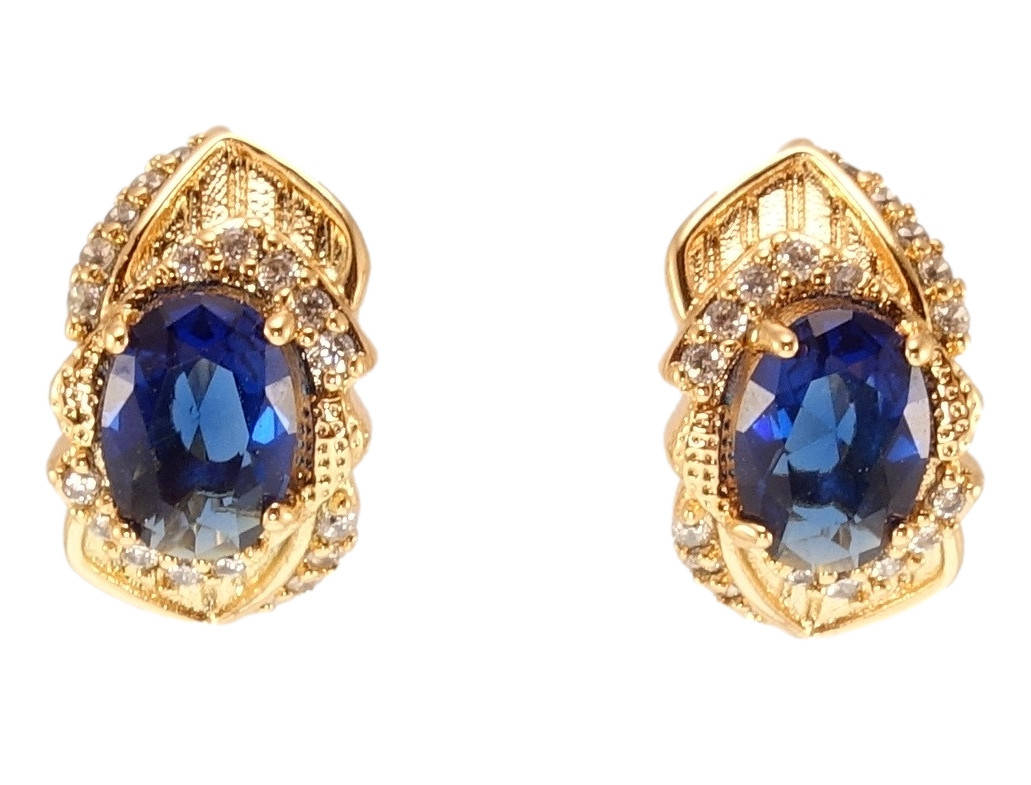 

Серьги Xuping Позолота 18K колечки "Фантазийный орнамент с синими кристаллами"