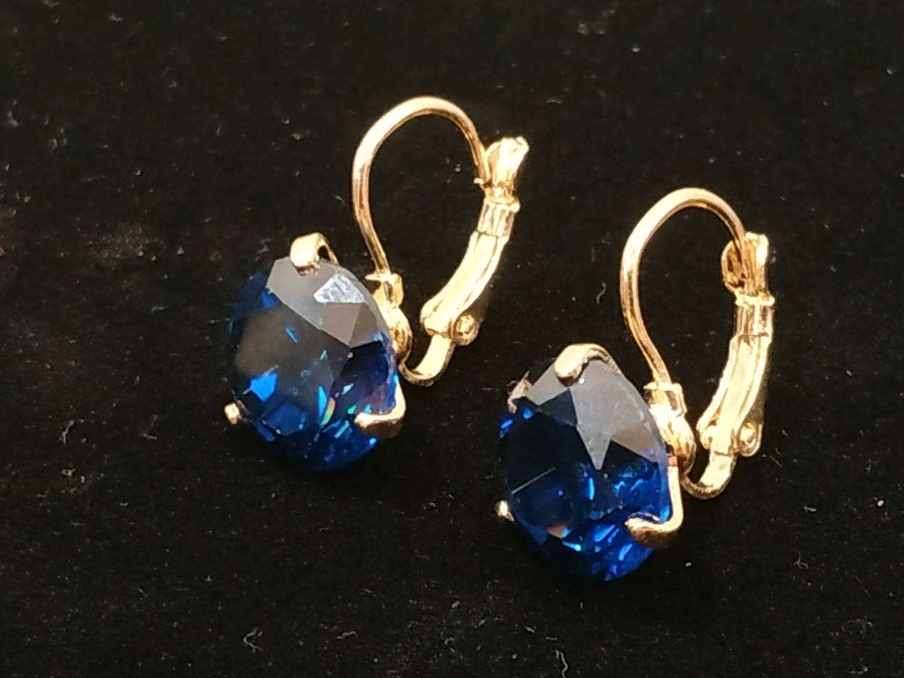 

Позолоченные серьги с синими кристаллами код 1257-1