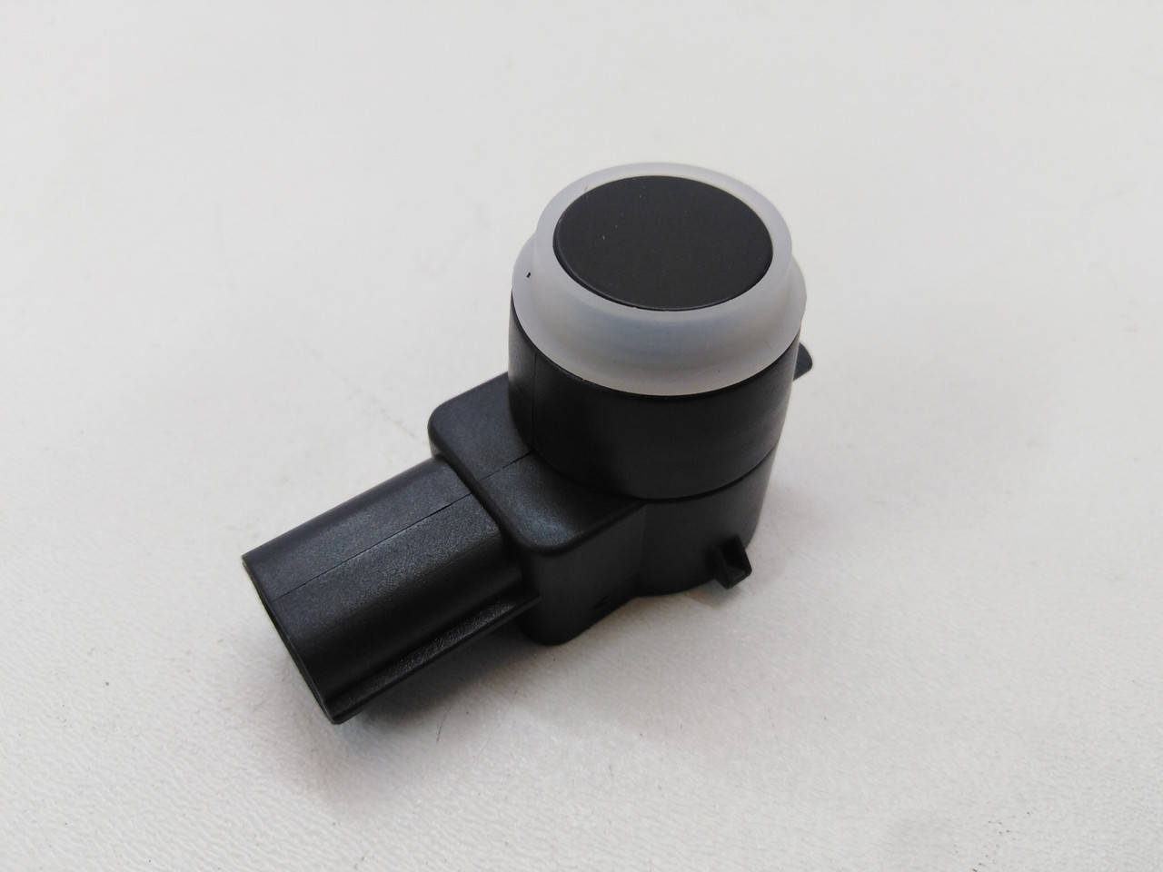 

Датчик парктроника Opel Astra H, Astra J, Zafira B, Insignia. 1235281, 39006734, 93191445., Черный