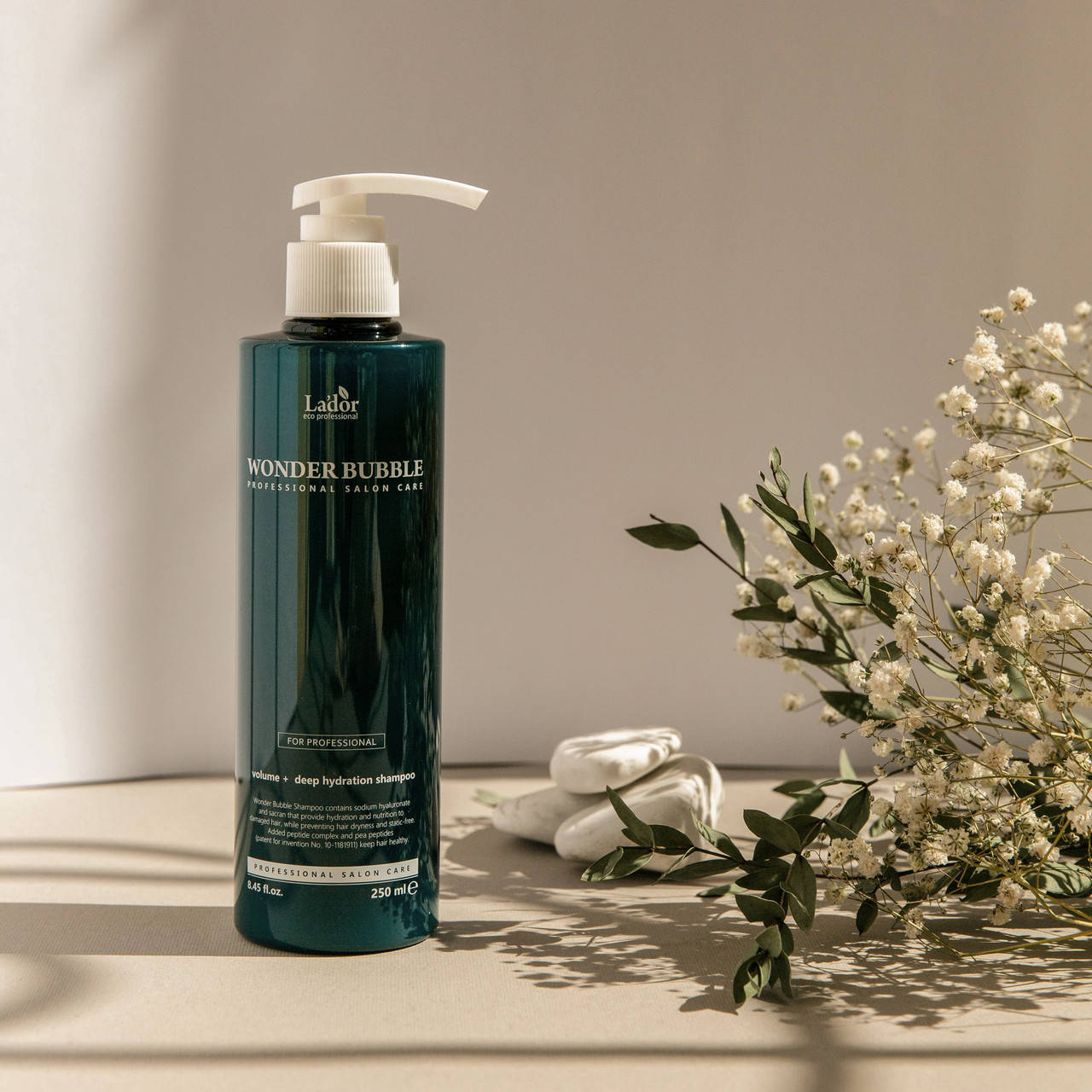 

Шампунь для увлажнения и объёма волос Lador Wonder Bubble Shampoo 250мл