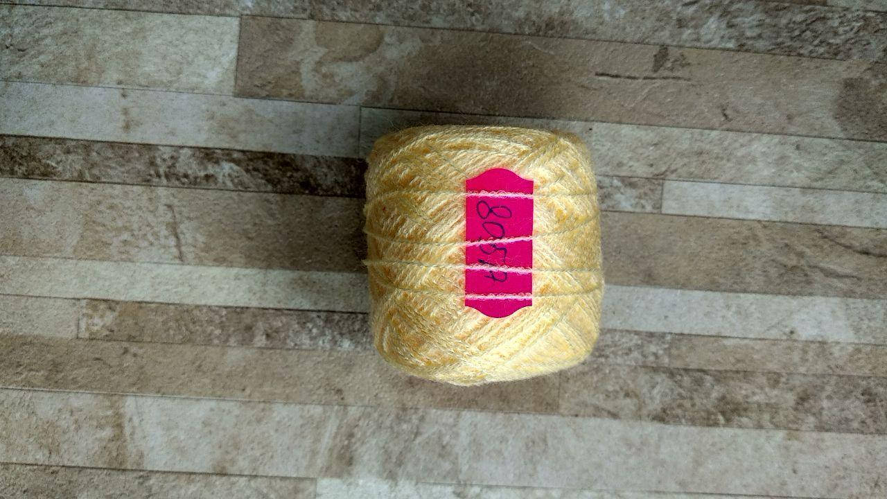 

Нитка акрилова 10 гр. світло-жовта 805А