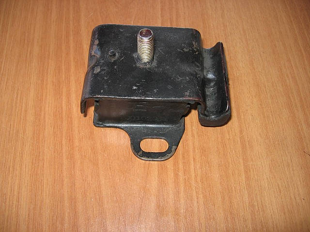 

Подушка двигателя правая JAC 1020 (Джак)