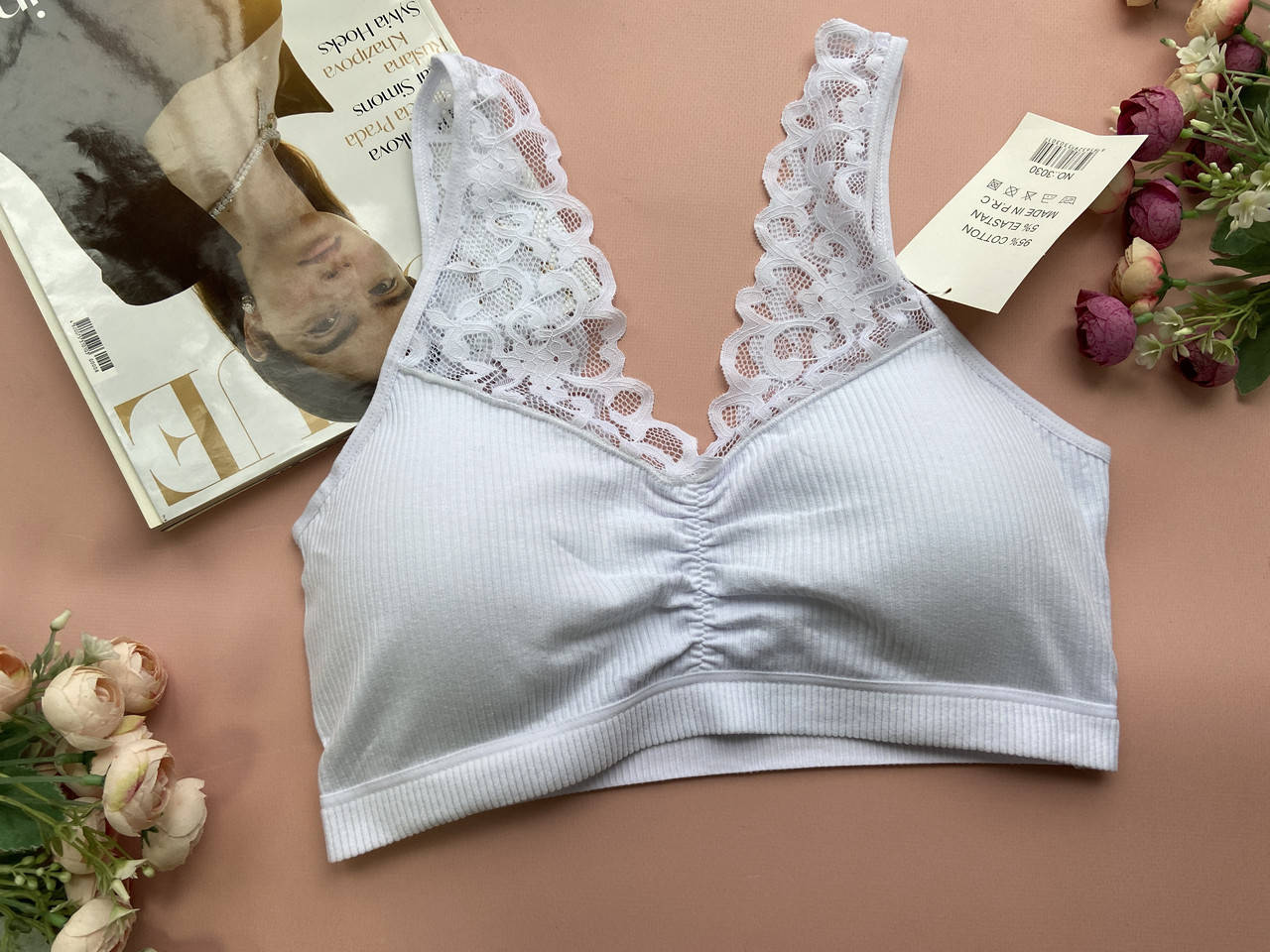 

Кружевной топик на большую грудь, белый женский бесшовный топ больших размеров