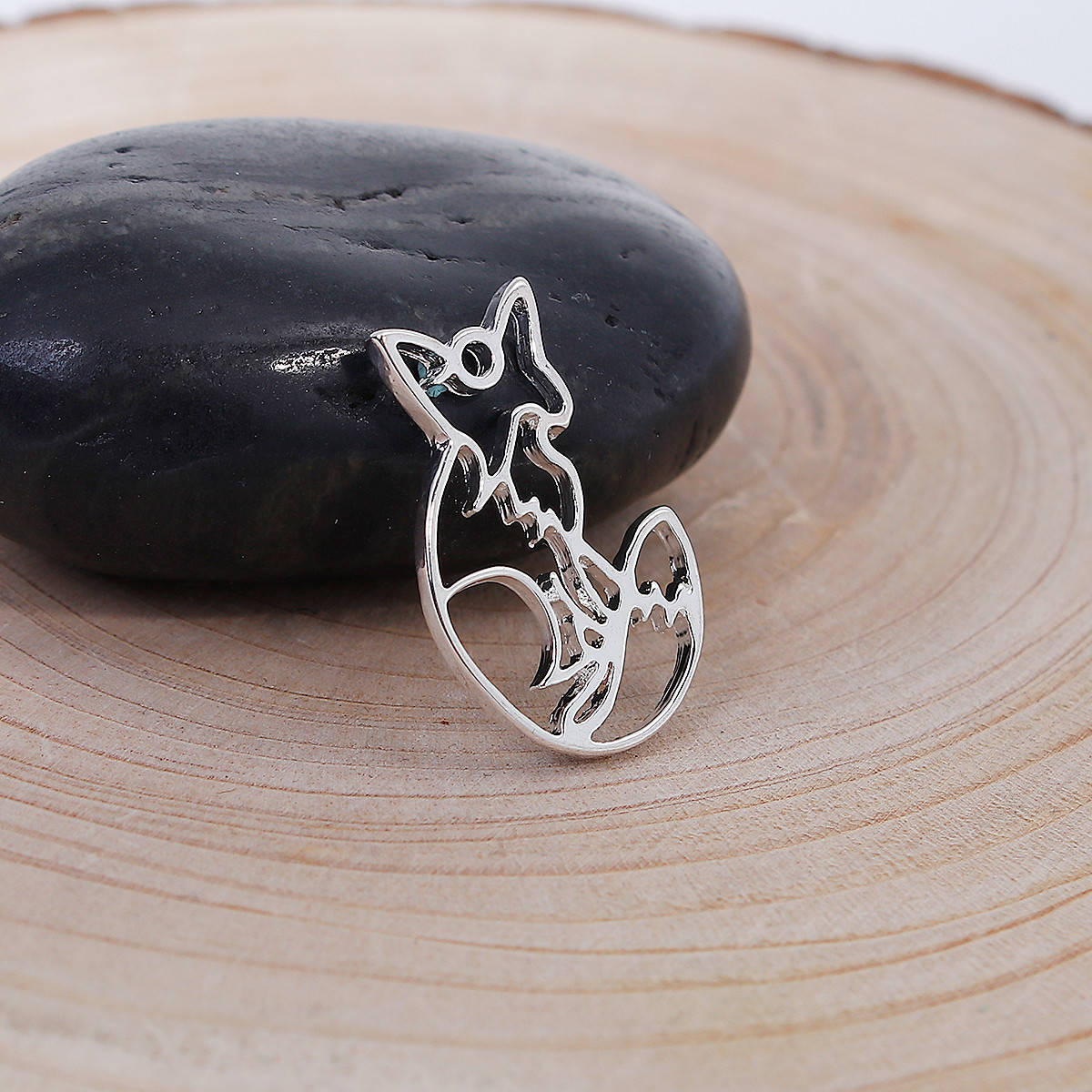 

Подвеска Лиса, Цинковый сплав, Цвет: серебро, Ажурная резьба, 25 мм x 16 мм