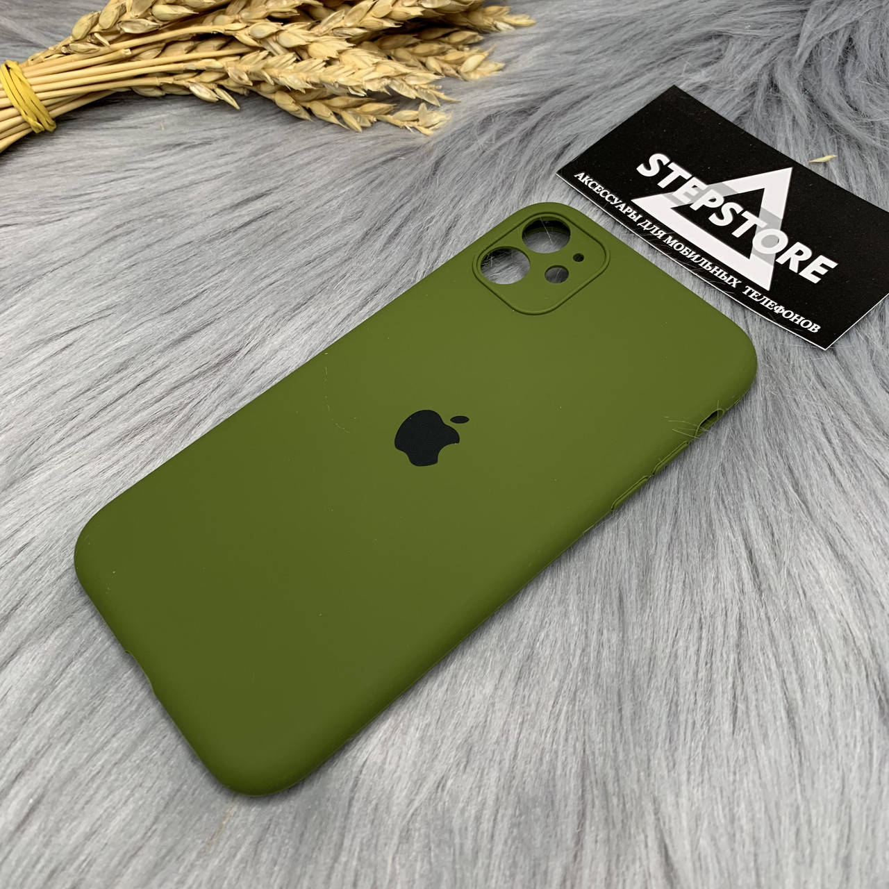 

Чехол противоударный Silicone case 360 Full camera для Iphone 11 с микрофиброй с закрытым низом камерой Зеленый