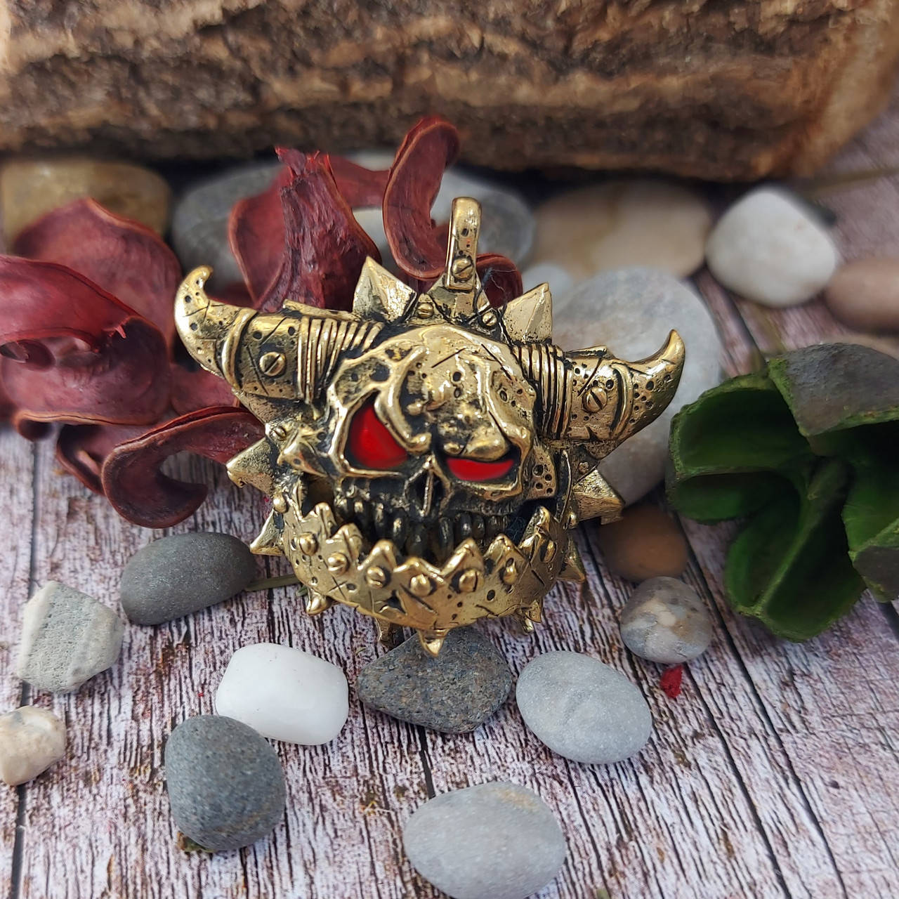 

Орк кулон подвес, Warhammer 40000 бронза+эмаль
