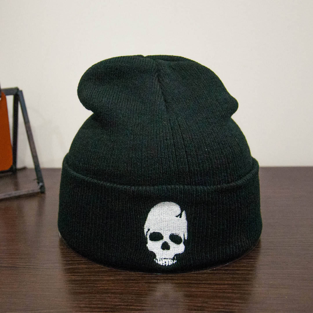

Шапка Skull Белый Череп Черная, Черный