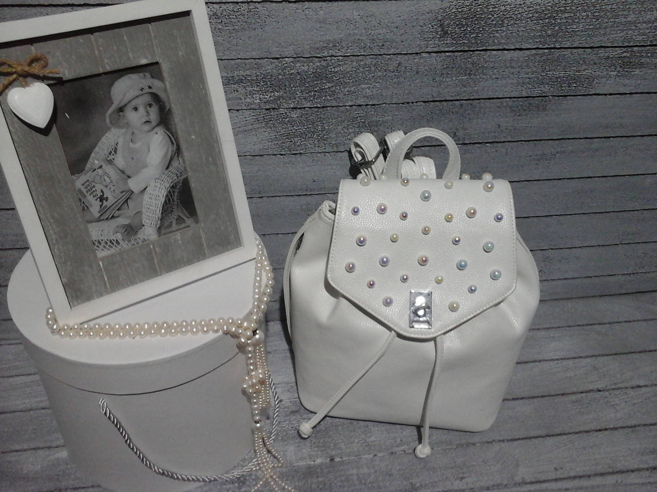 

Рюкзак :Женский с Жемчугом, Белый