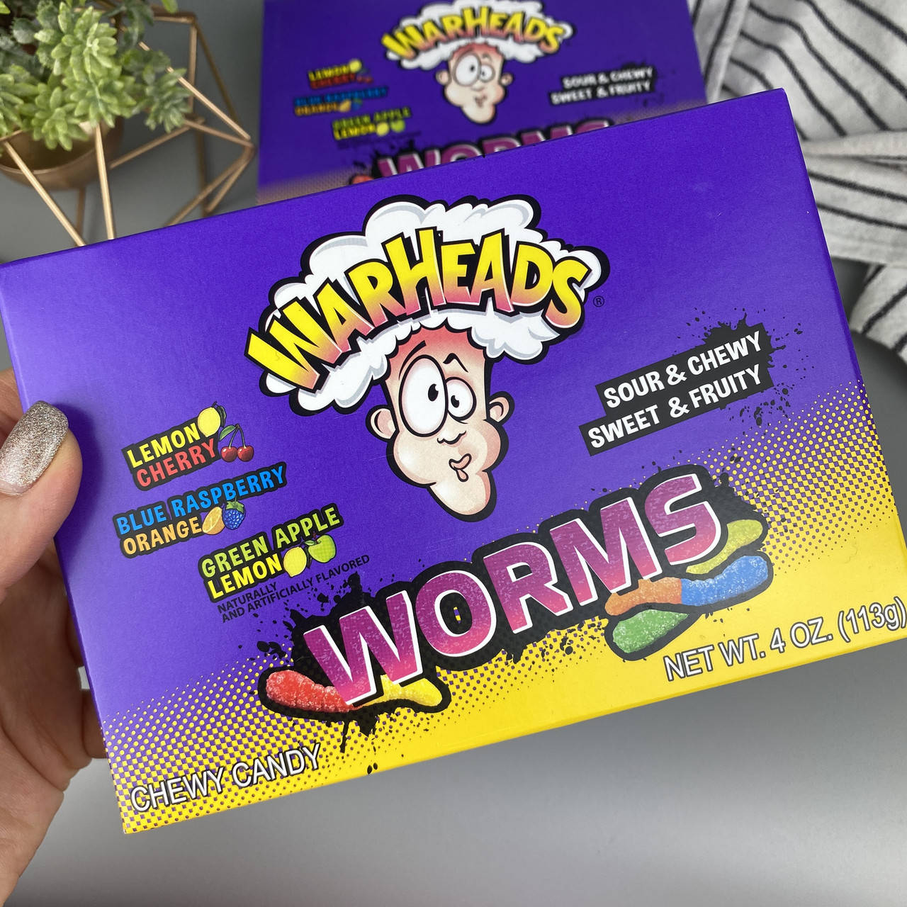

Жевательные червячки кислые Warheads Sour Worms 113 г
