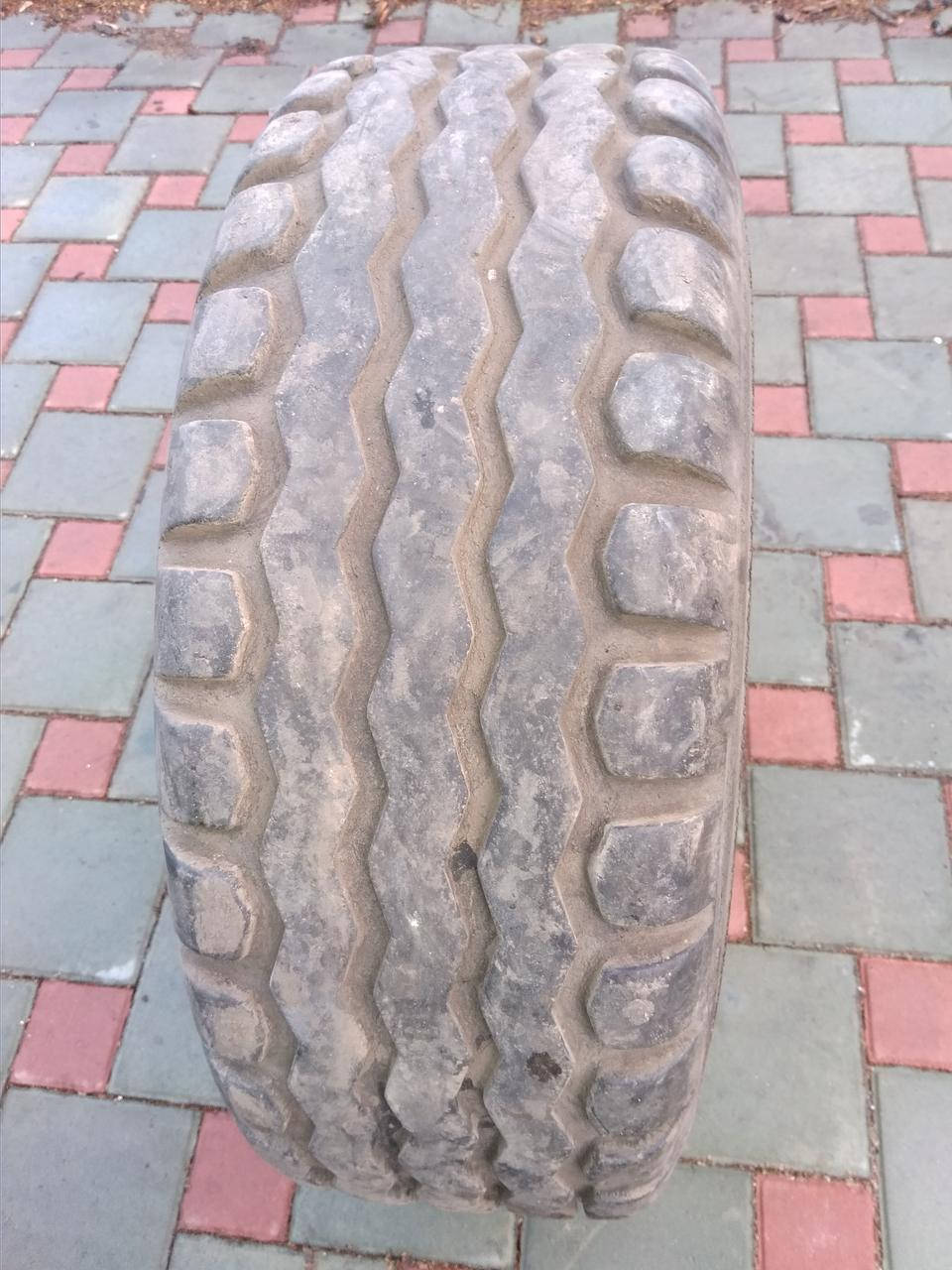 

Шины для с/г техники 11.5-R15.3 ВКТ б/у