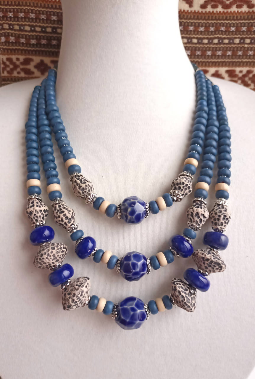 

Намисто ручної роботи з кераміки