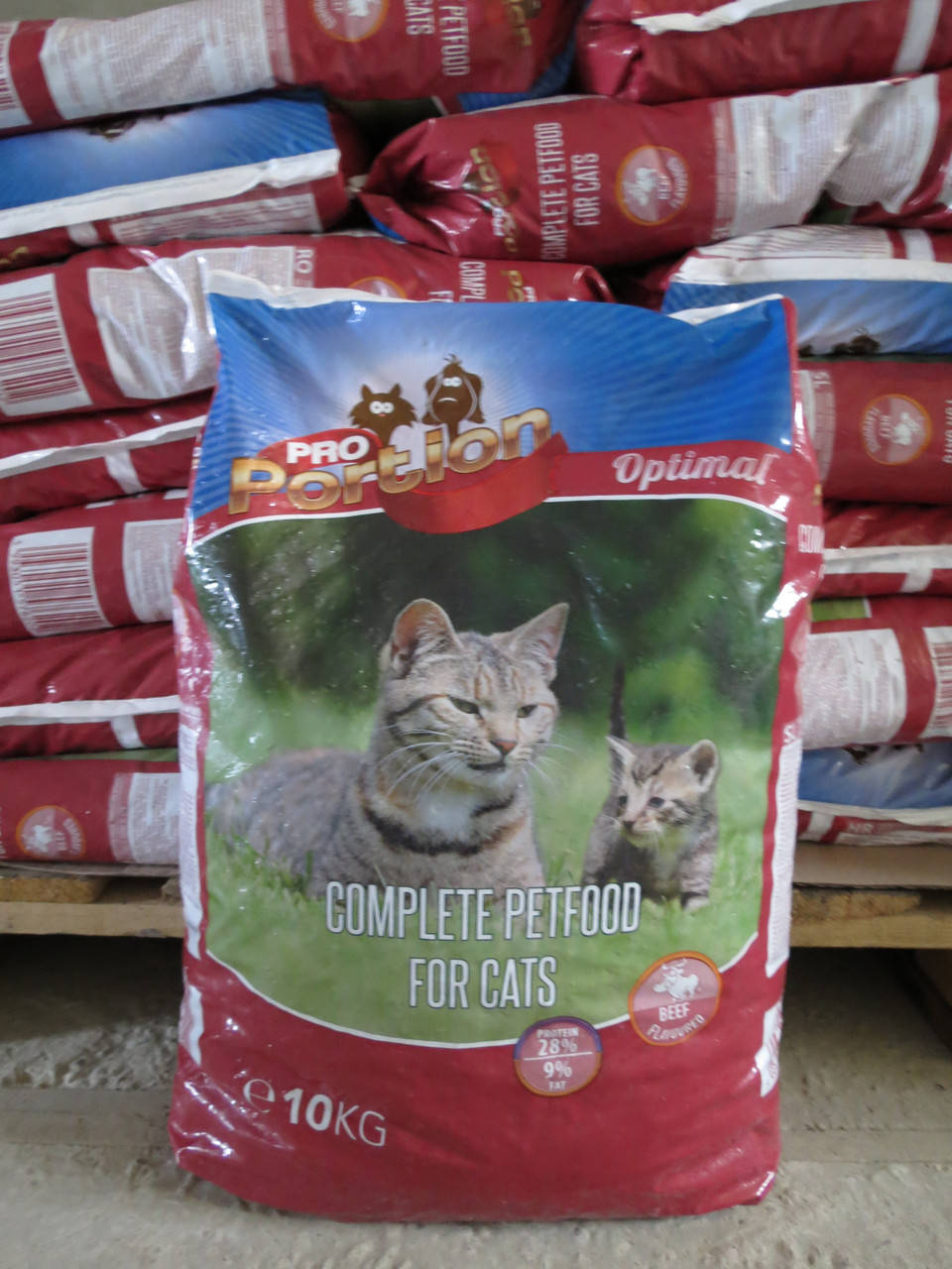 

Корм для кошек с говядиной Proportion Optimal Cat 10 кг. Венгрия