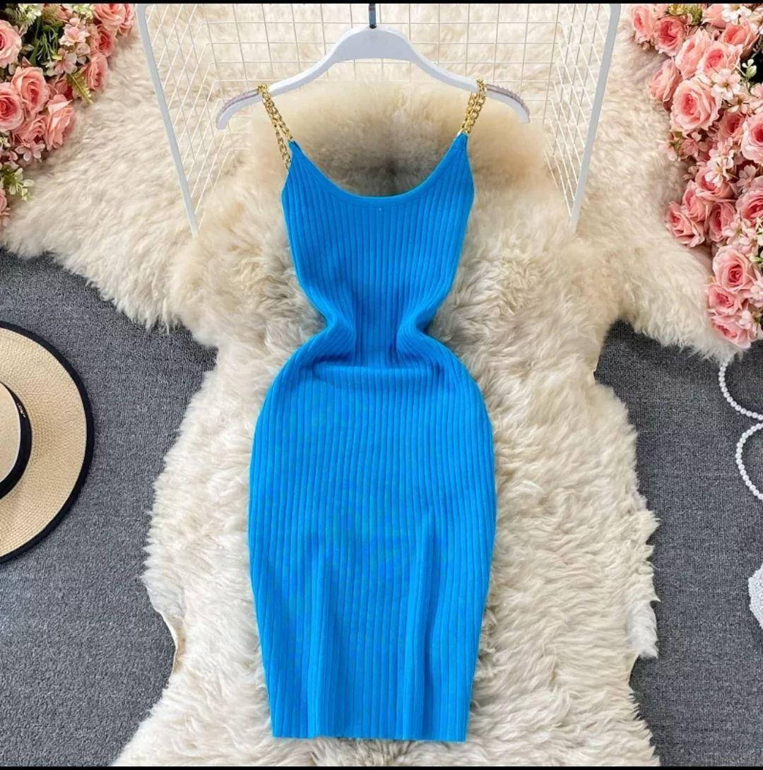 

Базовое платье майка на бретелях цепочках в рубчик приталенное (р. 42-46) 79PL4015