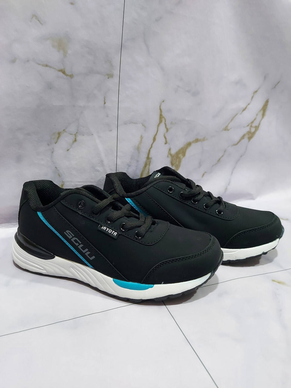 

Подростковые демисезонные кроссовки для мальчиков 36-41 размера 38