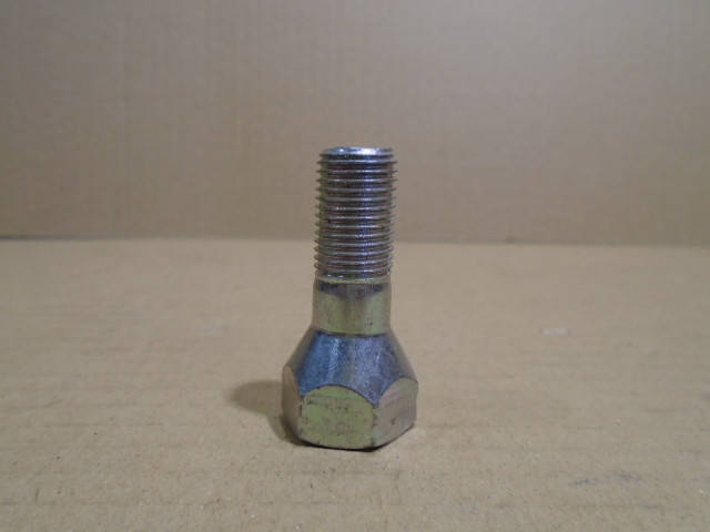 

Болт колесный диска ВАЗ Жигули 2101, 2102, 2103, 2104, 2105, 2106, 2107