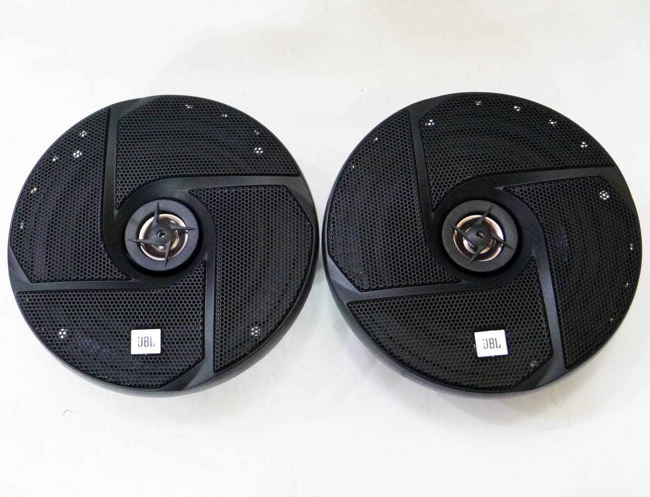 

Автомобильные динамики JBL GT6-5 13 см 105Вт мощные колонки в двери Ланос Сенс