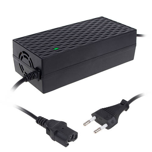 

Зарядное устройство для электроскутера 67,2V/2A r804d, r804-m3 (r804d, m3)